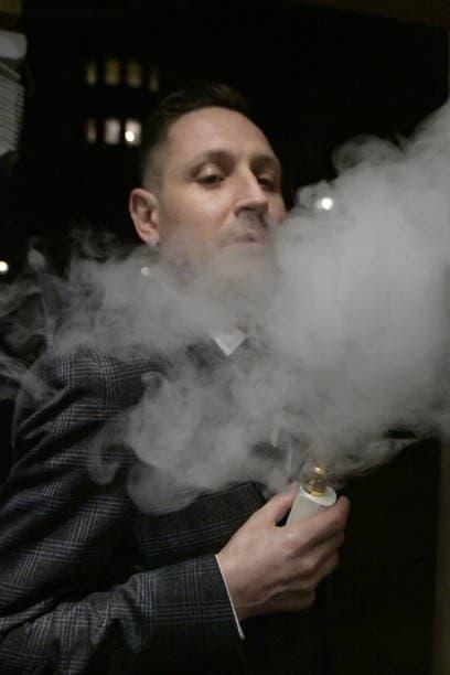 What to Know About đá gà trực tiếp 888 and e-cigarettes in india - Risks, Regulations and Online Trends