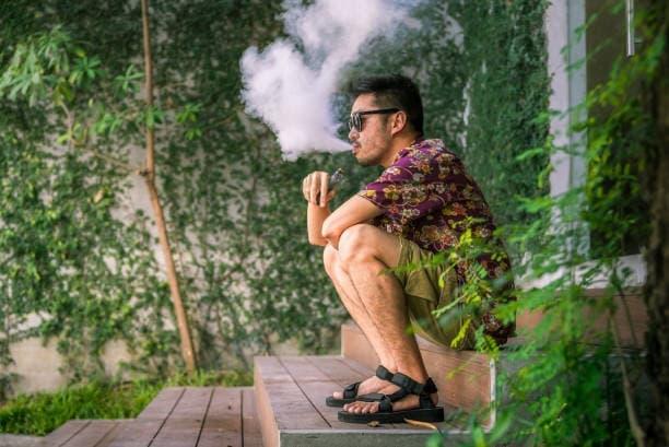 Why nhà cái uy tin Matters in e-cigarette market trends 2025 and How Businesses Should Respond
