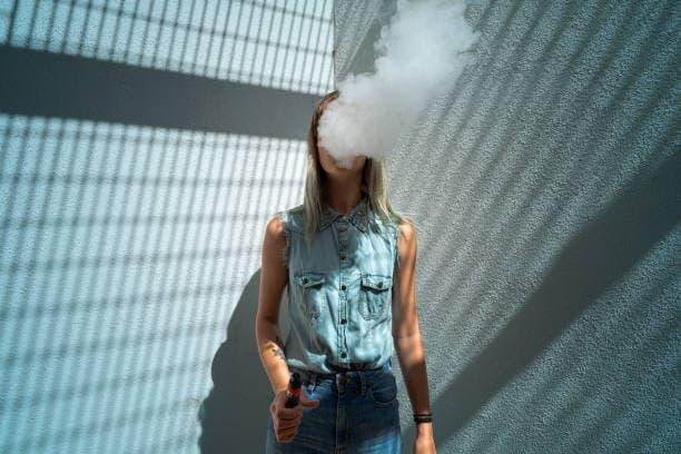 Essential Guide to top nhà cái and nicotine carts for Smart Gamblers and Vapers